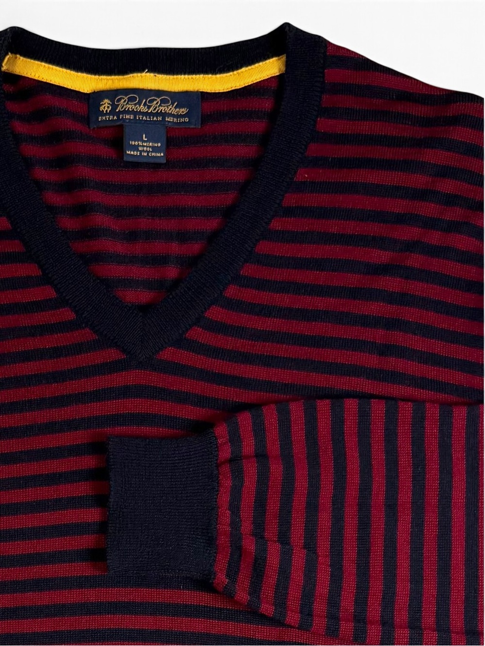 Brooks Brothers Navy Burgundy Merino Wool Striped V-Neck Sweater Men’s L